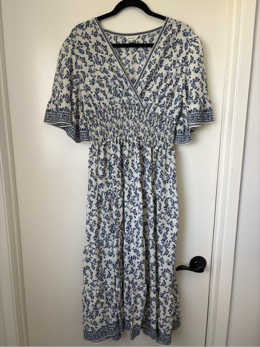 MAX STUDIO White and Blue Floral Smocked Midi Dress - Women